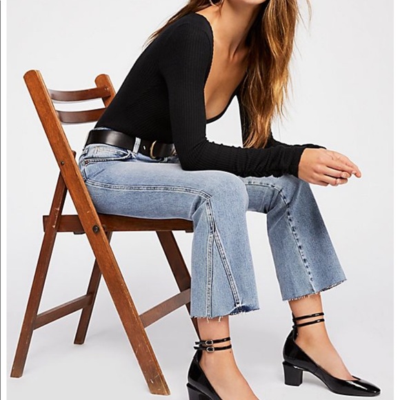 Free People Denim - 🎉HP🎉Free People cropped flared Jeans